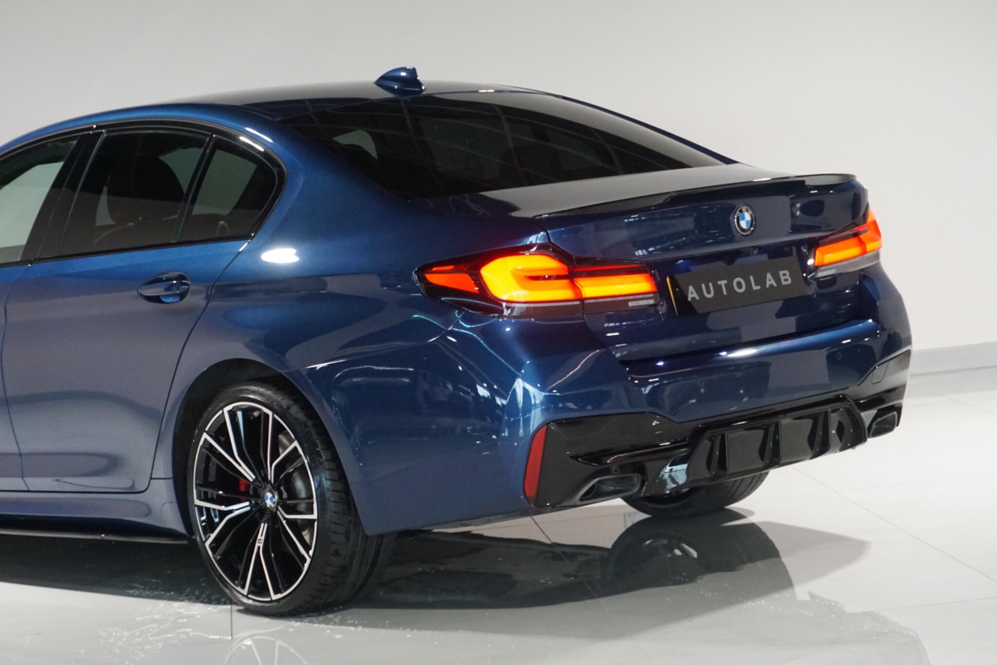 BMW 5 Series 3.0 530d MHT M Sport Saloon 4dr Diesel Hybrid Steptronic xDrive Euro 6 (s/s) (286 ps)